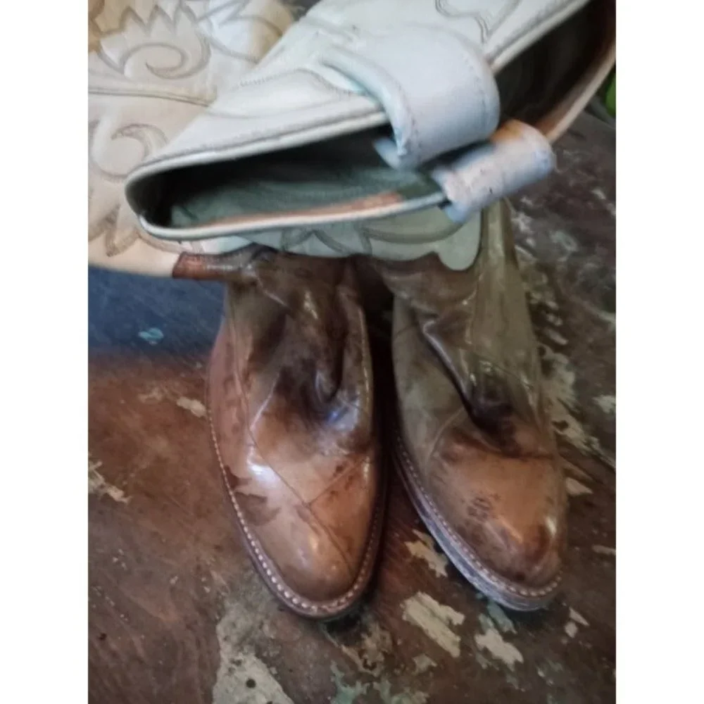 Cowboy Boots Sized 8 D